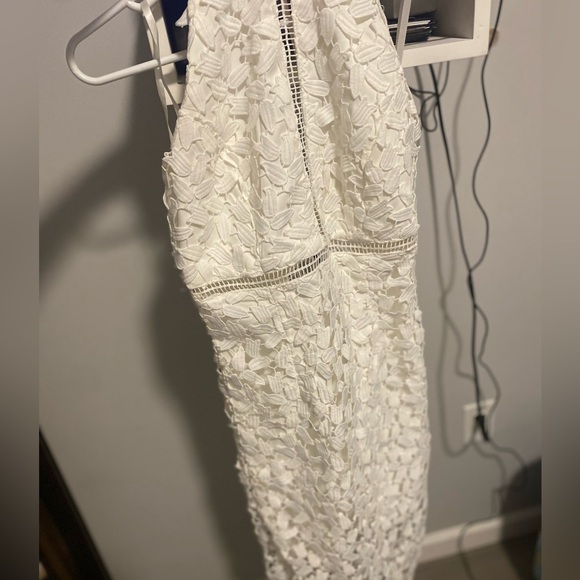 BARDOT White Lace Sleeveless Halter Midi Dress Size XS brand new - Picture 2 of 6